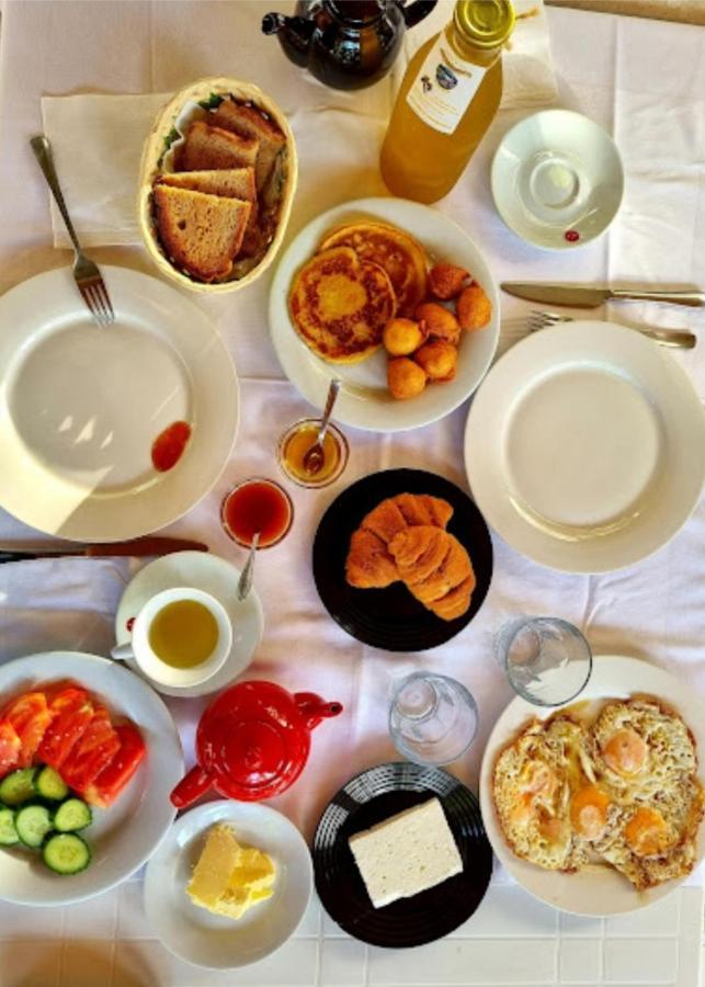 Guesthouse Lord Byron Tepelene Ngoại thất bức ảnh
