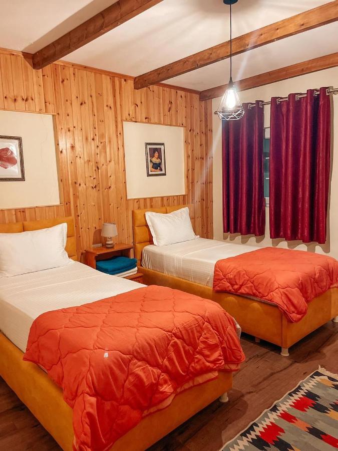 Guesthouse Lord Byron Tepelene Ngoại thất bức ảnh
